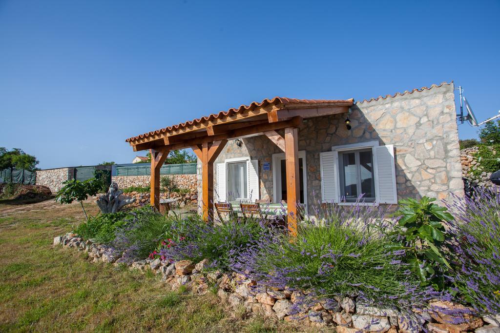 Krcina Holiday Home Cres Exteriör bild